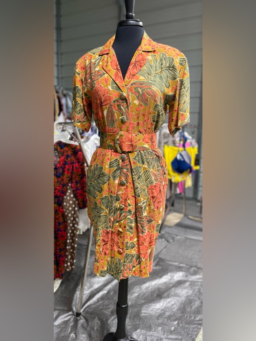 Vintage - Floral Belted Midi Dress in Mustard and Coral